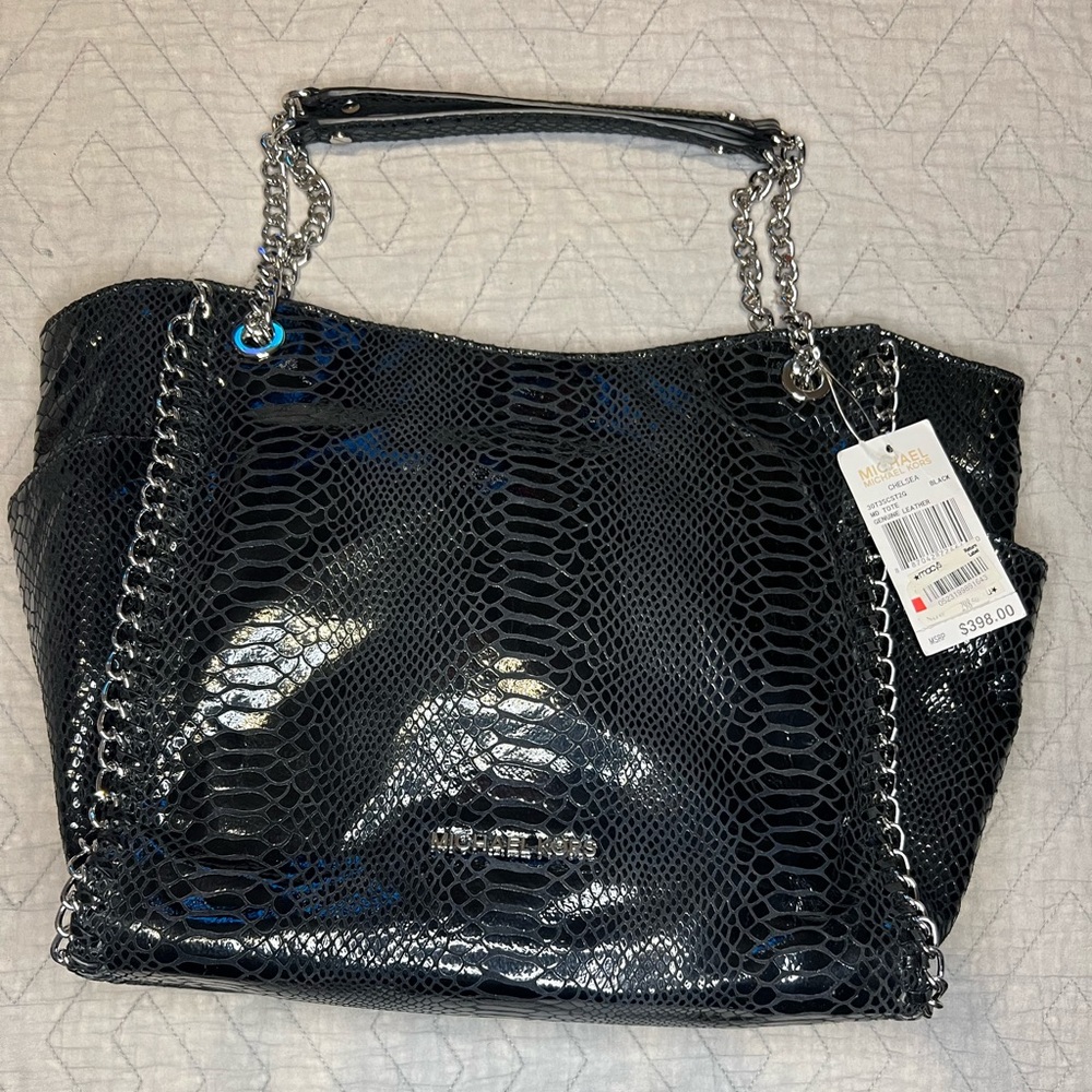 Michael Kors MK black leather Medium tote NEW WITH TAGS
